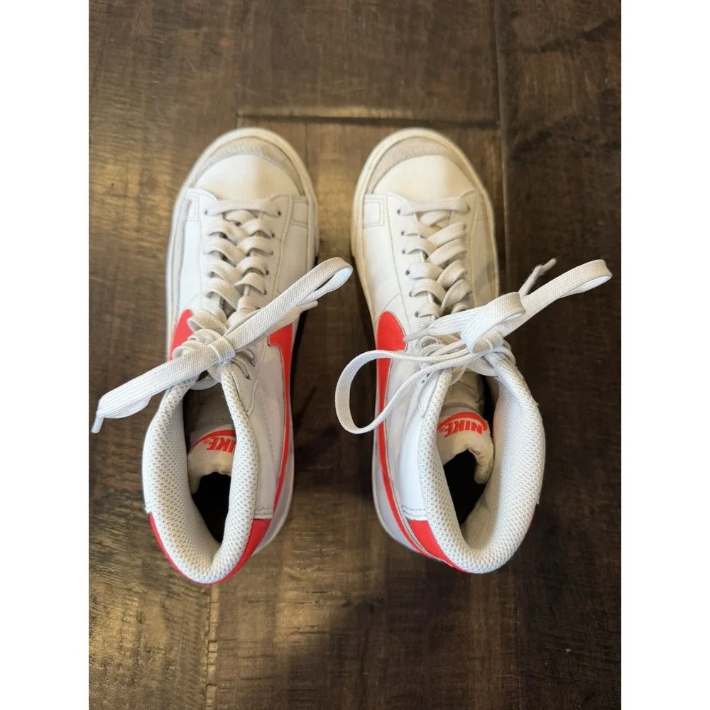 Nike Blazer‎ Mid '77 Unisex Kids GS 6Y White/Orange Shoes Sneakers [DA4086-110]